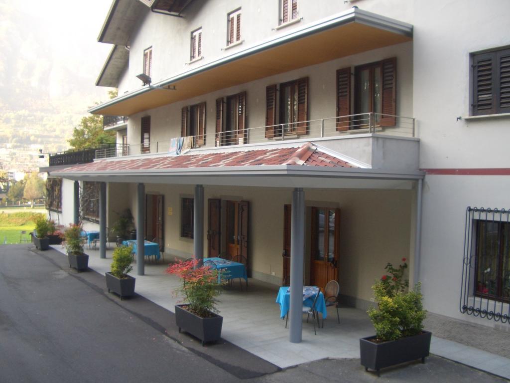 Albergo Il Castellino Darfo Boario Terme Luaran gambar