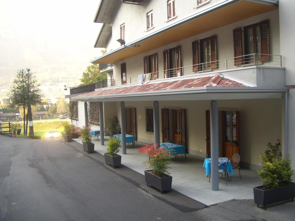 Albergo Il Castellino Darfo Boario Terme Luaran gambar