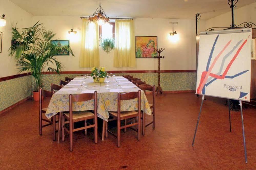 Albergo Il Castellino Darfo Boario Terme Luaran gambar